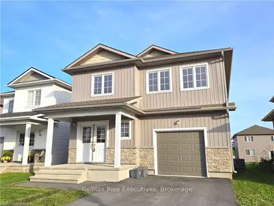 Detached in Loyalist