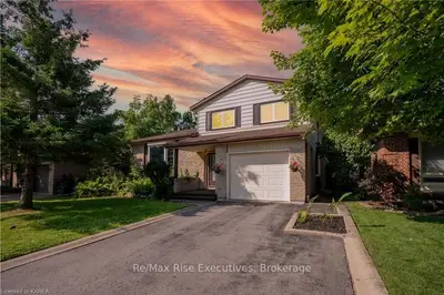 Detached in Kingston