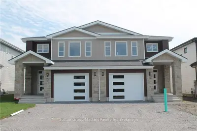 Semi-Detached in Loyalist