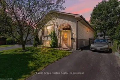 Detached in Kingston