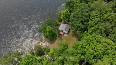Detached in Frontenac