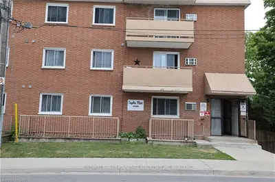 4692 Crysler Avenue 102, Niagara Falls, On L2e 3v8