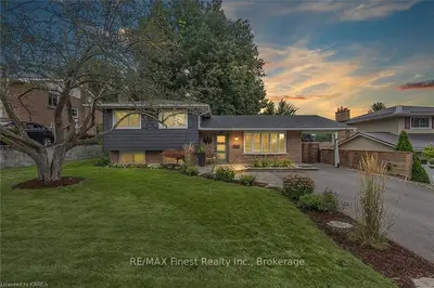 Detached in Kingston