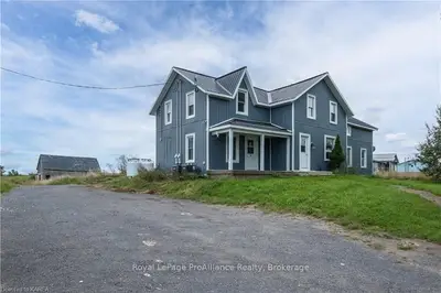 Detached in Greater Napanee