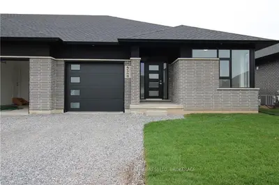 4148 Village Creek Drive, Fort Erie, On L0s 1s0