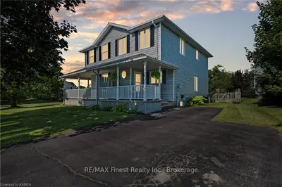 Semi-Detached in Kingston