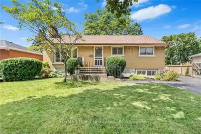 Detached in Kingston