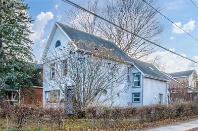 Detached in Kingston
