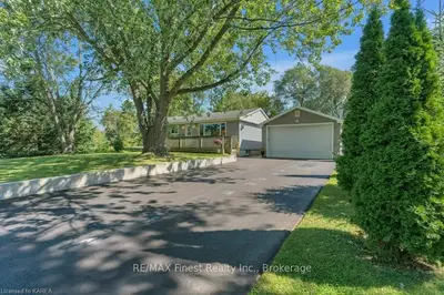Detached in Kingston