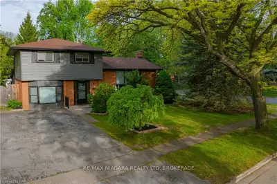 4369 Petrie Court, Niagara Falls, On L2e 6l8