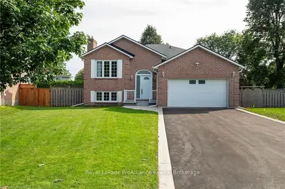 Detached in Kingston