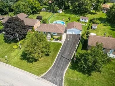 Detached in Loyalist