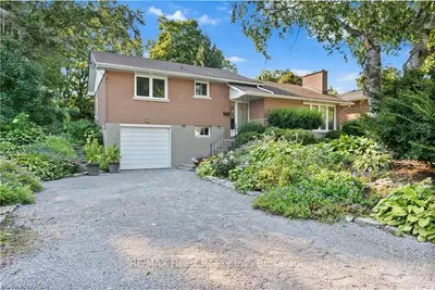 Detached in Kingston