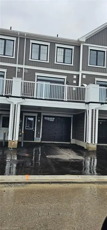 Att/Row/Townhouse in Thorold