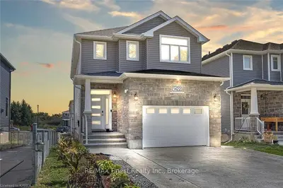 Detached in Kingston