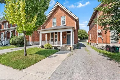 Detached in Kingston