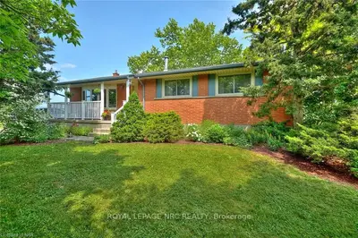 Detached in Lincoln