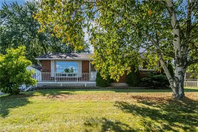 Detached in Greater Napanee