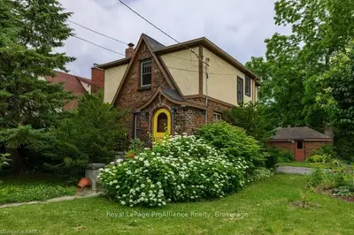 Detached in Kingston
