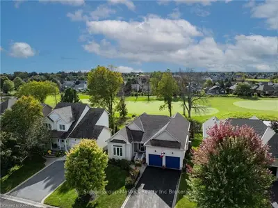 Detached in Loyalist