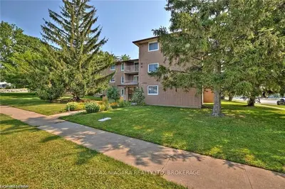 5222 Portage Road 104, Niagara Falls, On L2e 6b6