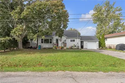 Detached in Kingston