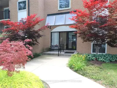 Condo Apartment in St. Catharines