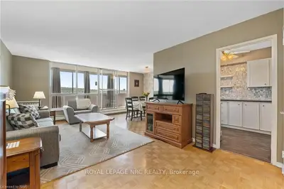 Condo Apartment in St. Catharines