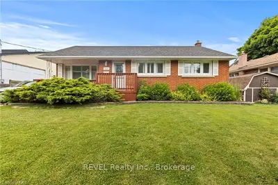 3533 Gainsborough Avenue, Niagara Falls, On L2j 2t9