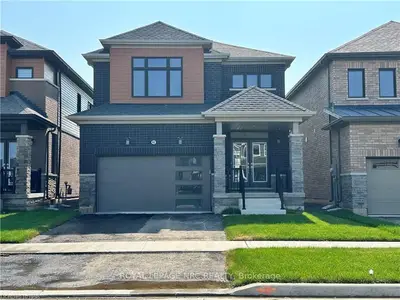 Detached in Thorold