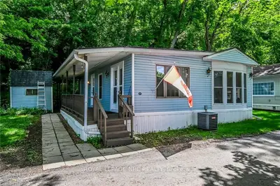 23 Four Mile Creek Road 463, Niagara-on-the-lake, On L0s 1j1