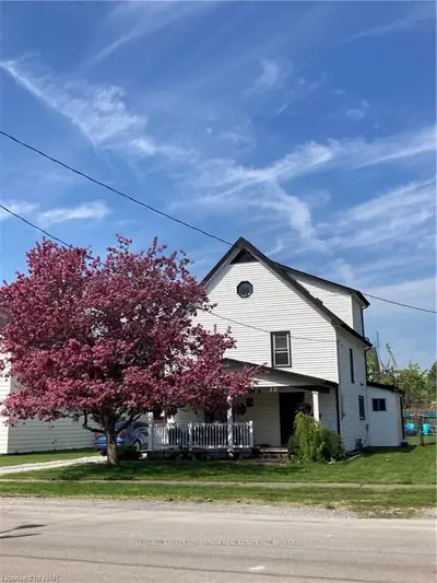 46 Oak Street, Port Colborne, On L3k 4s6