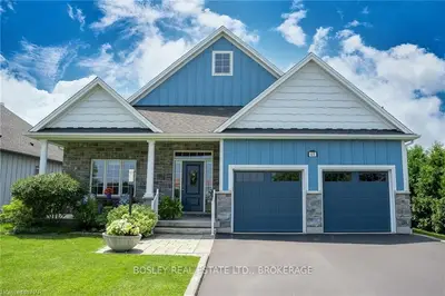 615 East West Line, Niagara-on-the-lake, On L0s 1j0