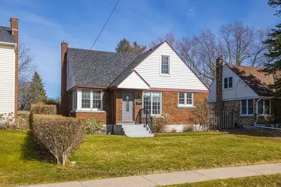 7813 Beaverdams Road, Niagara Falls, On L2h 1r6