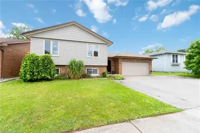 6896 CUMBERLAND Court, Niagara Falls, ON L2H 2R7