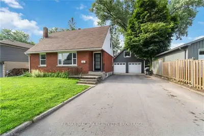 6056 Atlas Street, Niagara Falls, On L2j 1t1