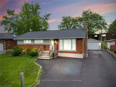 78 Gram Avenue, Welland, On L3c 1h6