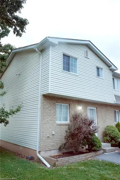 8136 Coventry Road 40, Niagara Falls, On L2h 2x6