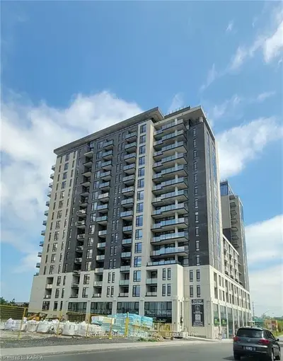 Condo Apartment in Barrhaven