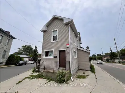 Detached in Kingston