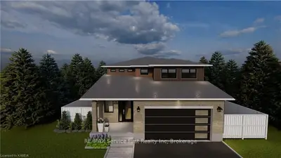 Detached in Kingston