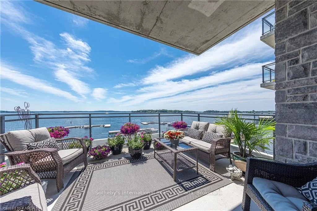Condo Apartment in Gananoque