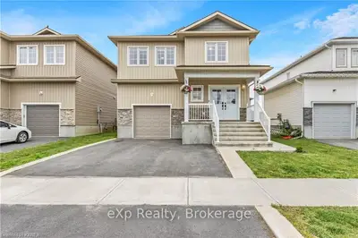 Detached in Loyalist
