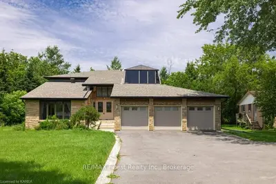 Detached in Kingston