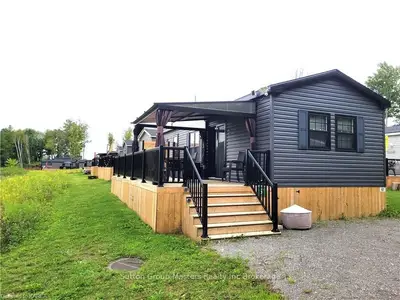 MobileTrailer in Otonabee-South Monaghan
