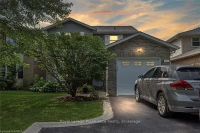 Detached in Kingston