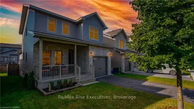 Detached in Kingston