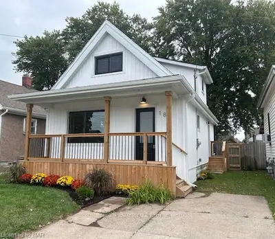 18 Mcalpine Avenue S, Welland, On L3b 1t6
