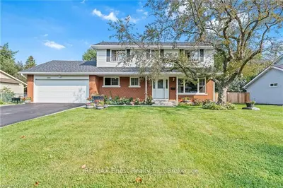 Detached in Kingston
