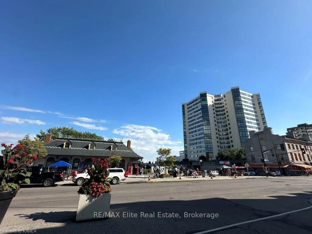 185 ONTARIO Street 1003, Kingston, ON K7L 2Y7